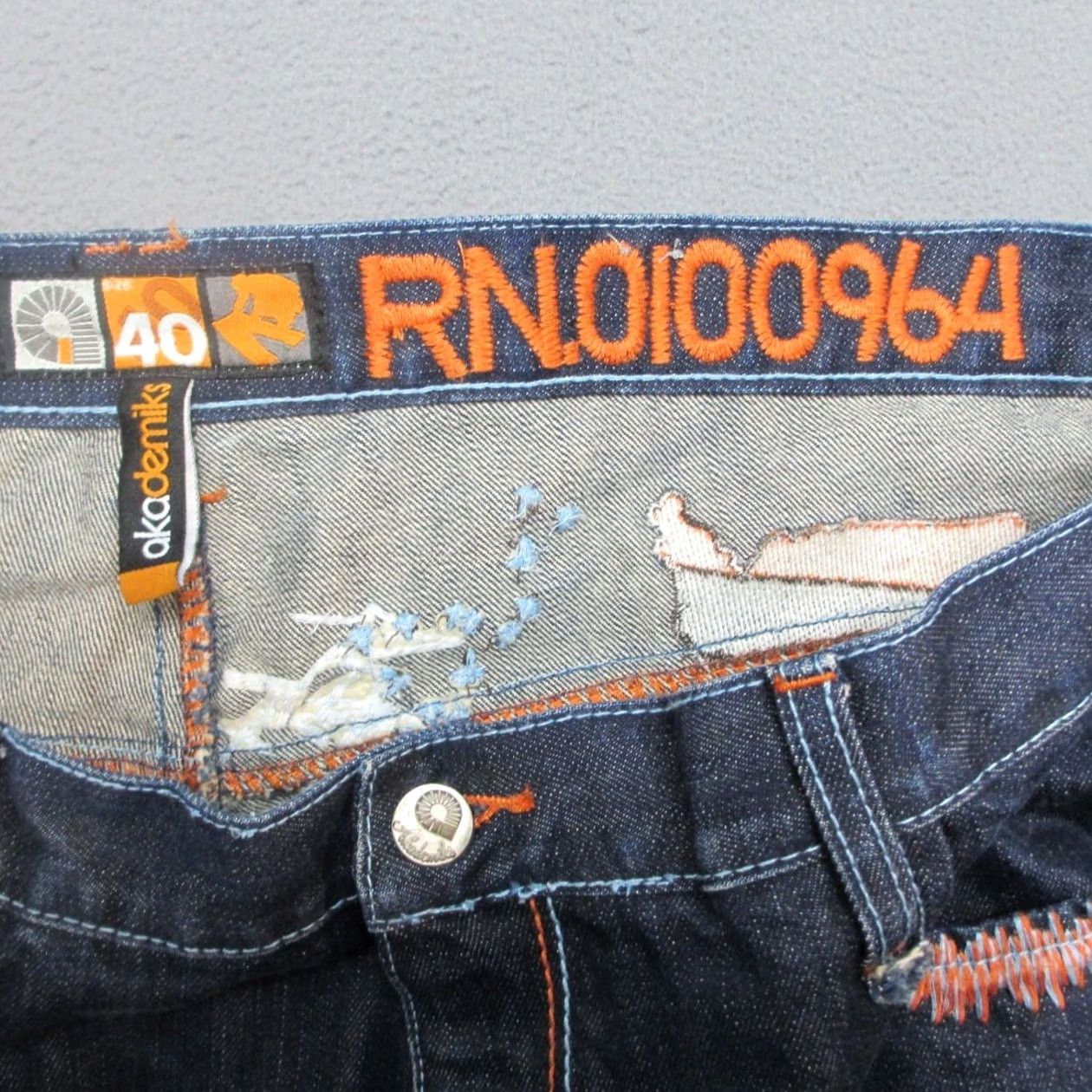 Akademiks VINTAGE Akademiks Jeans Mens 40 Blue Denim Embroidered Baggy 90s Hip Hop Streetwear High Rise 34 Inseam Mens Size US 40 / EU 56 - 7 Thumbnail