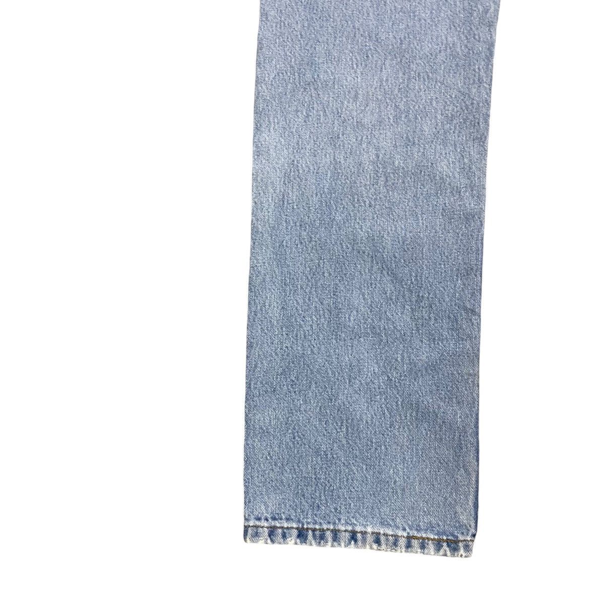 Levi's Vintage 90s Levis 501 Lightwash Jeans Size US 32 / EU 48 - 14 Thumbnail