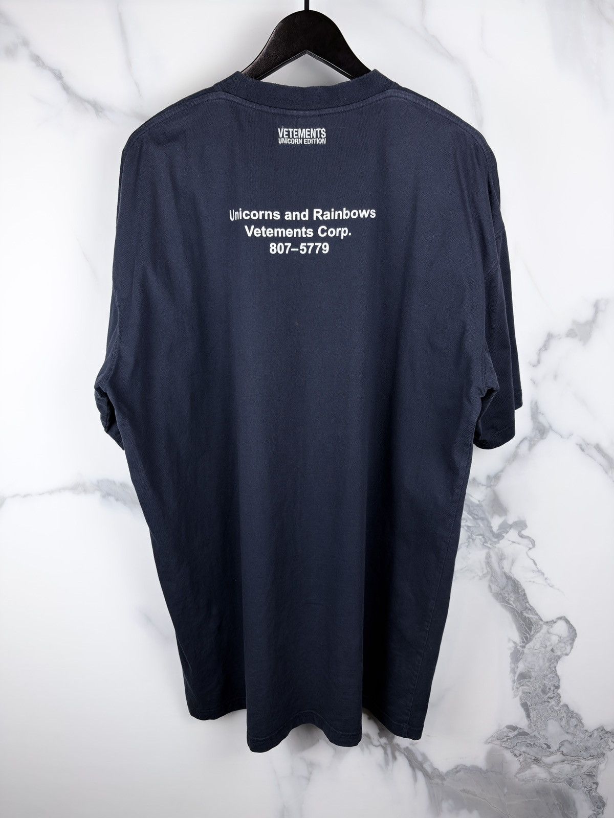 Vetements SS21 Vetements Unicorns and Rainbows Oversized Tshirt Navy Size US XL / EU 56 / 4 - 3 Thumbnail