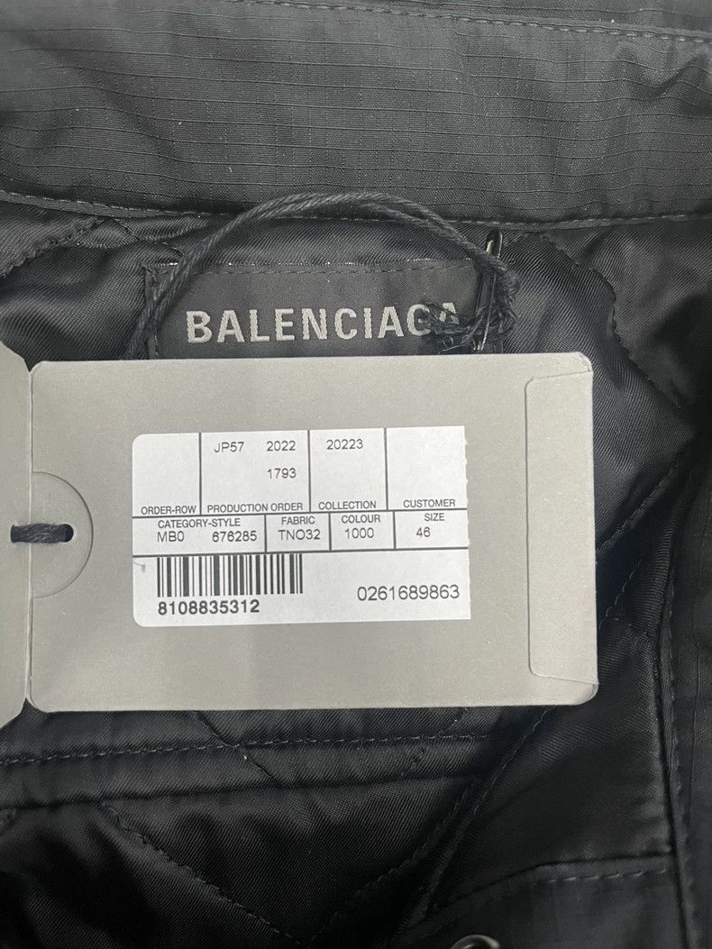 Balenciaga Balenciaga size 46 Ripstop embroidered logo single breasted Size US M / EU 48-50 / 2 - 3 Thumbnail
