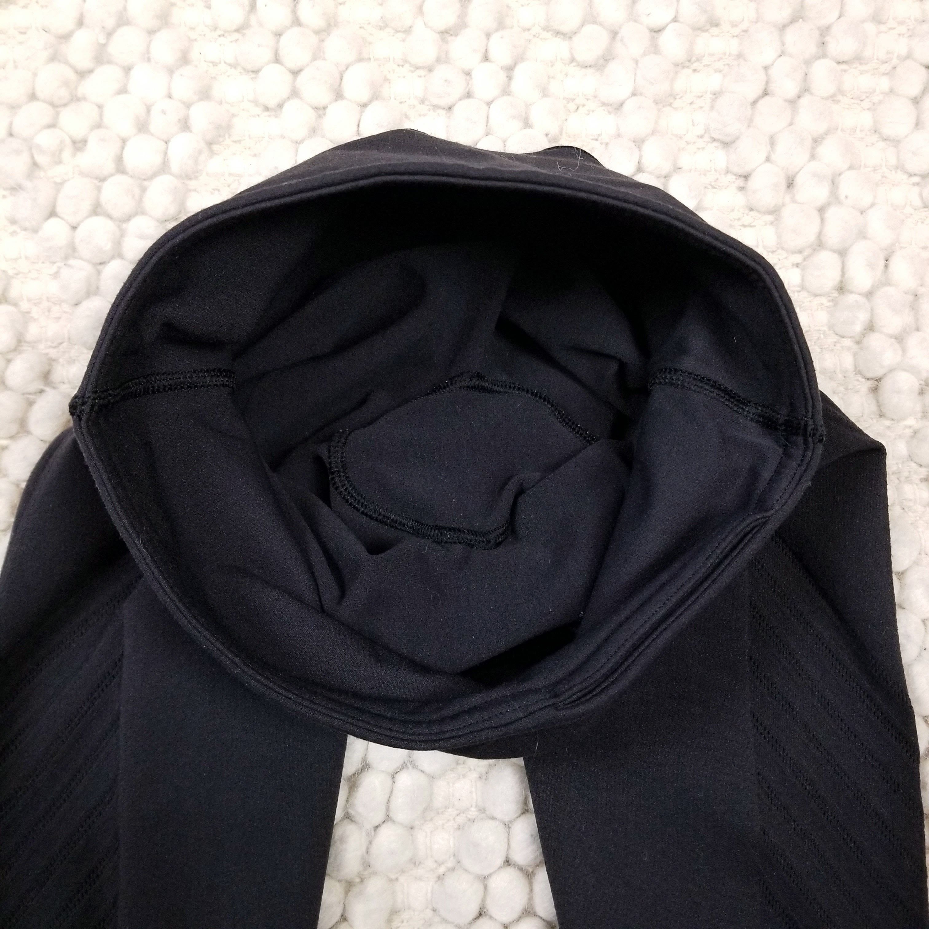Lululemon Enlighten Crop Sz Small Size 27" / US 4 / IT 40 - 4 Thumbnail
