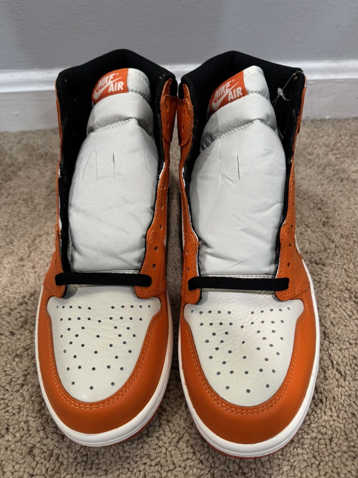 Jordan Brand Jordan 1 Shattered Backboard Away 2016 Size US 10 / EU 43 - 3 Thumbnail