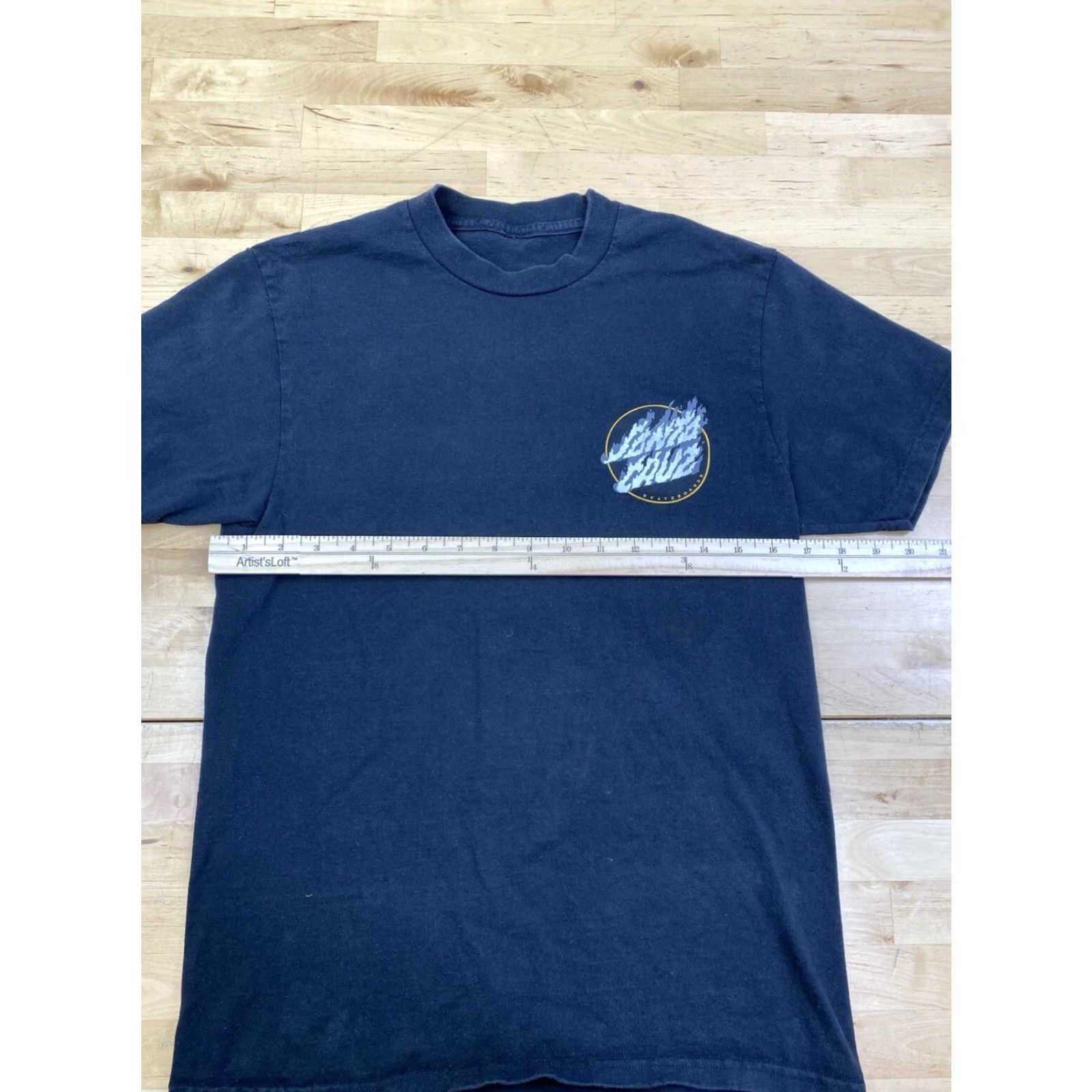 Vintage VINTAGE Santa Cruz T-Shirt Mens XS Black Pokémon Charizard 10632 Crew Neck Short Sleeve Graphic Print Y2K Mens Size US XS / EU 42 / 0 - 4 Thumbnail