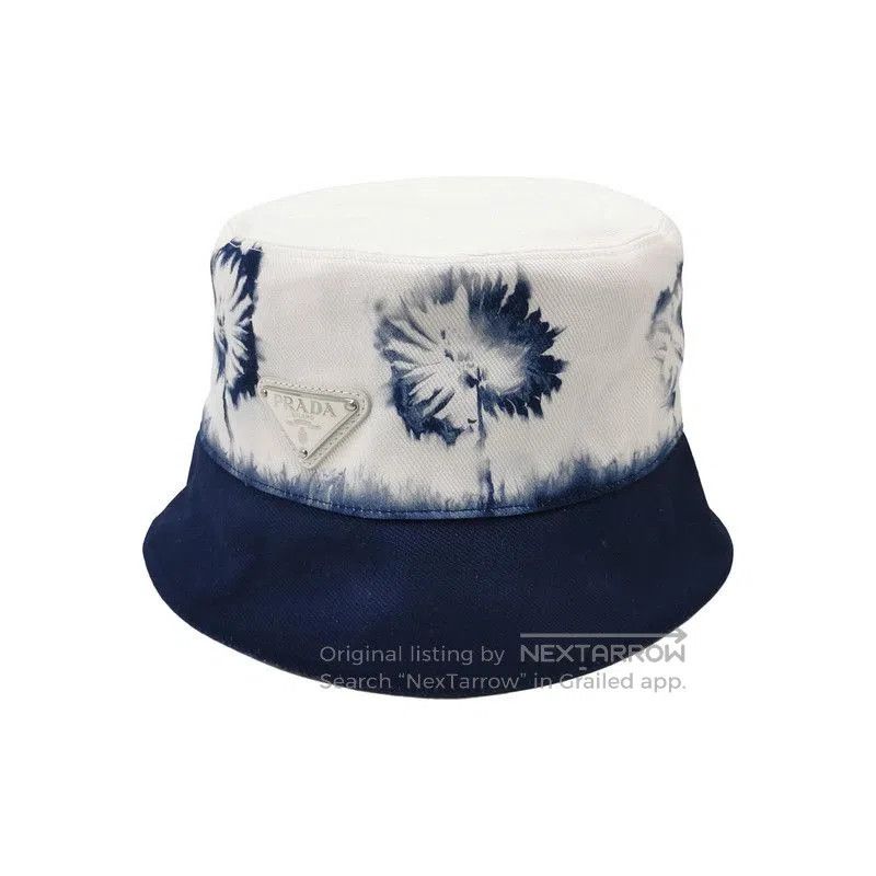 Prada Prada Color Block Triangle Logo Bucket Hat. Size ONE SIZE - 1 Thumbnail