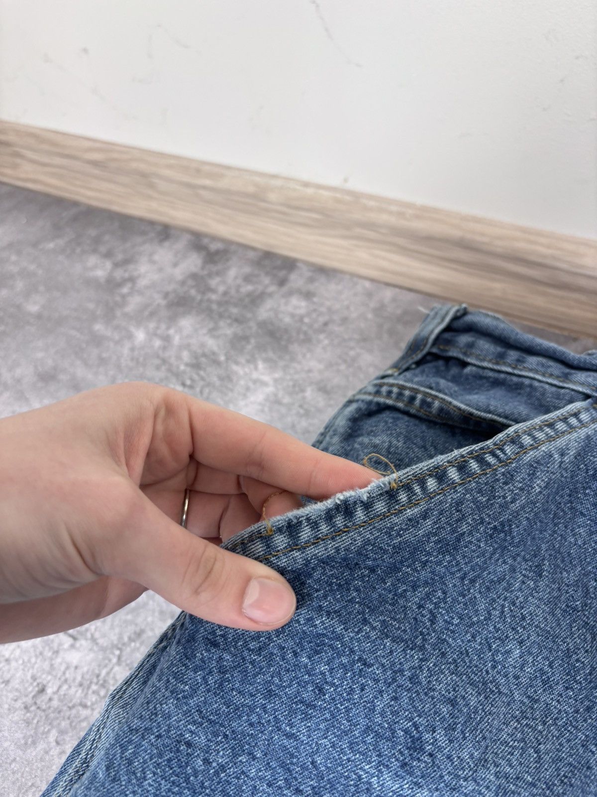Carhartt Vintage Carhartt Men’s Blue Denim Jeans USA Workwear Size US 40 / EU 56 - 14 Thumbnail