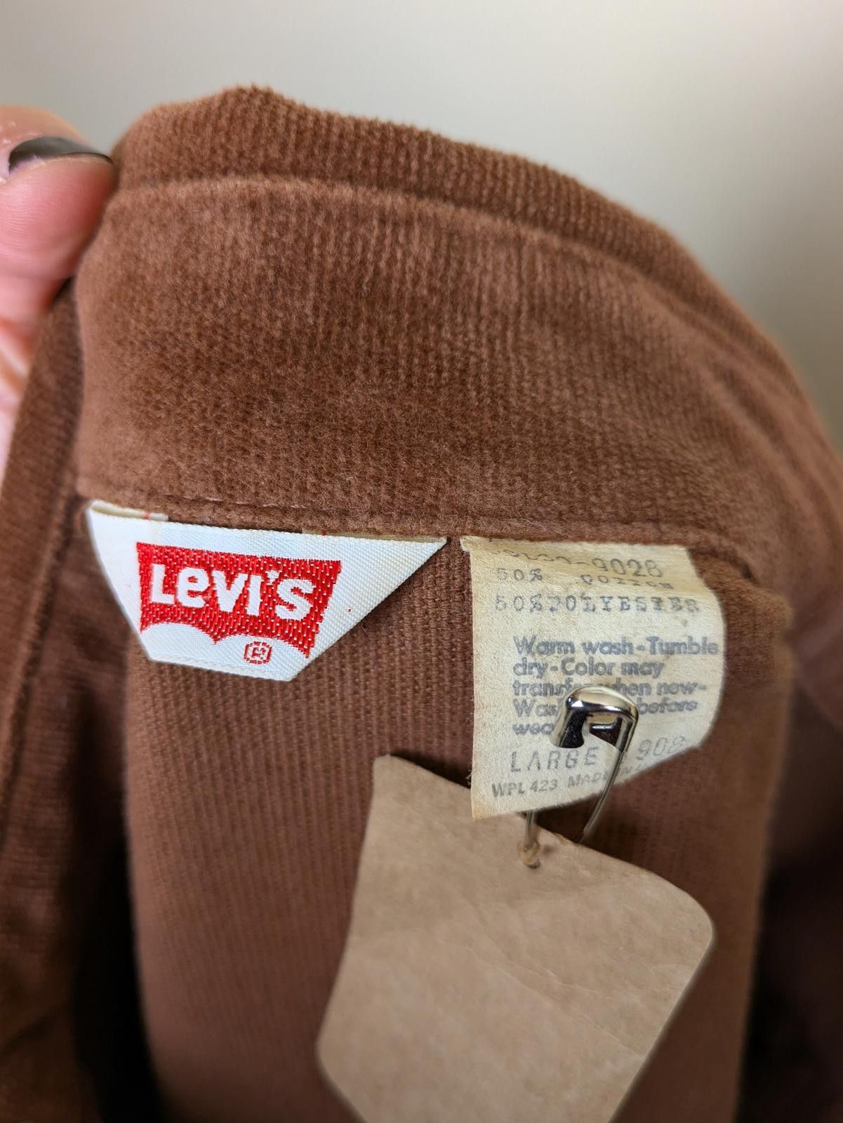 Levi's 1970s Levis rare corduroy white tab button up work shirt Size US L / EU 52-54 / 3 - 6 Thumbnail