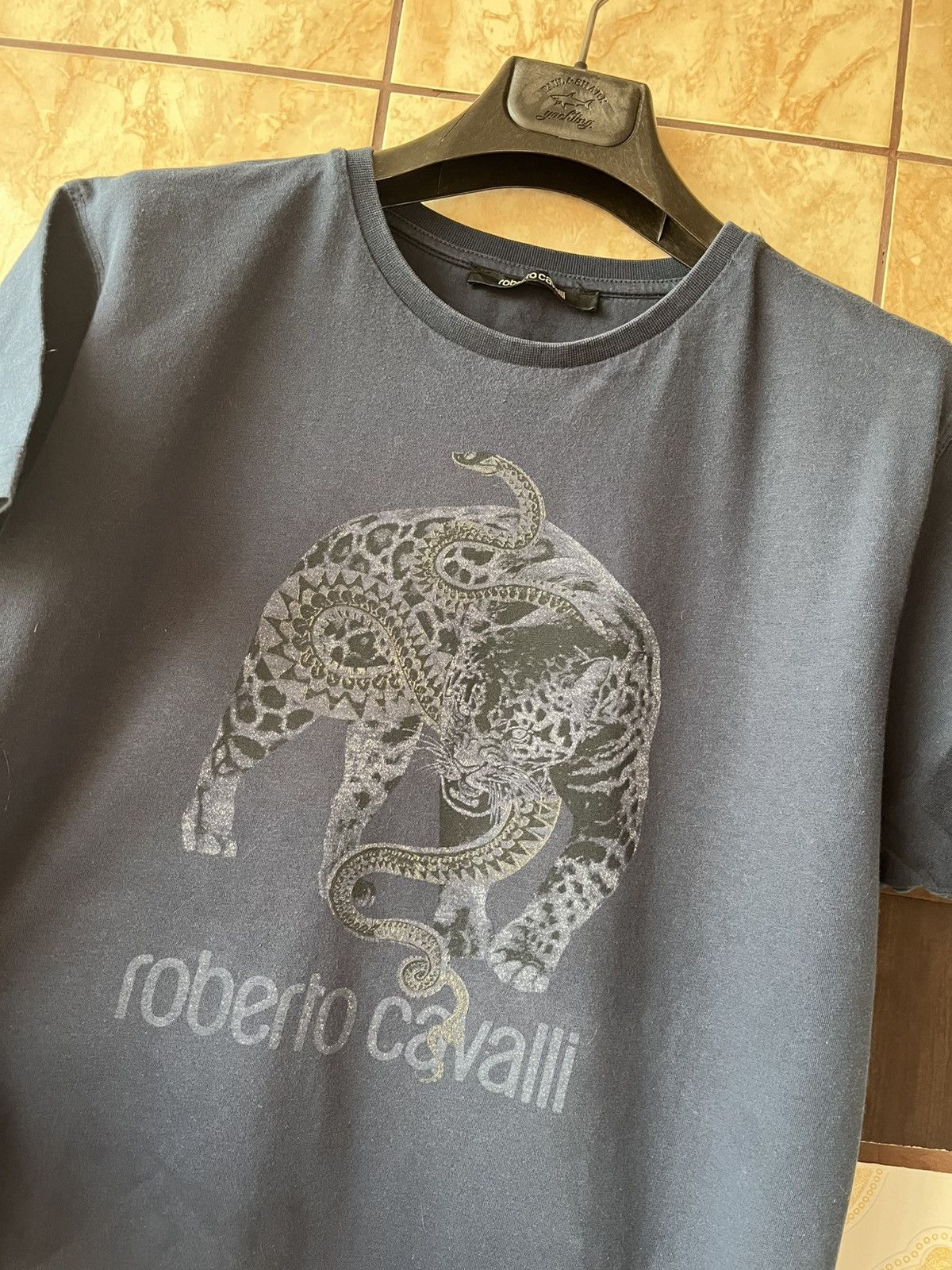 Roberto Cavalli Roberto Cavalli Leopard & snake graphic tee Size US L / EU 52-54 / 3 - 2 Thumbnail