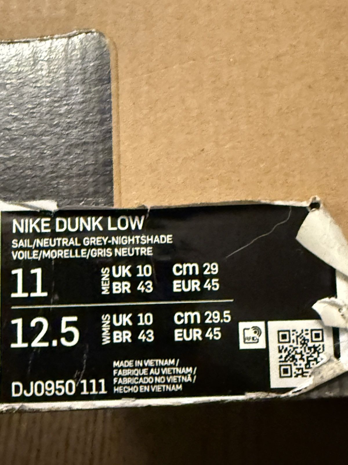 Nike × Off-White Nike x Off-White Dunk Low Lot 16 Size US 11 / EU 44 - 10 Thumbnail