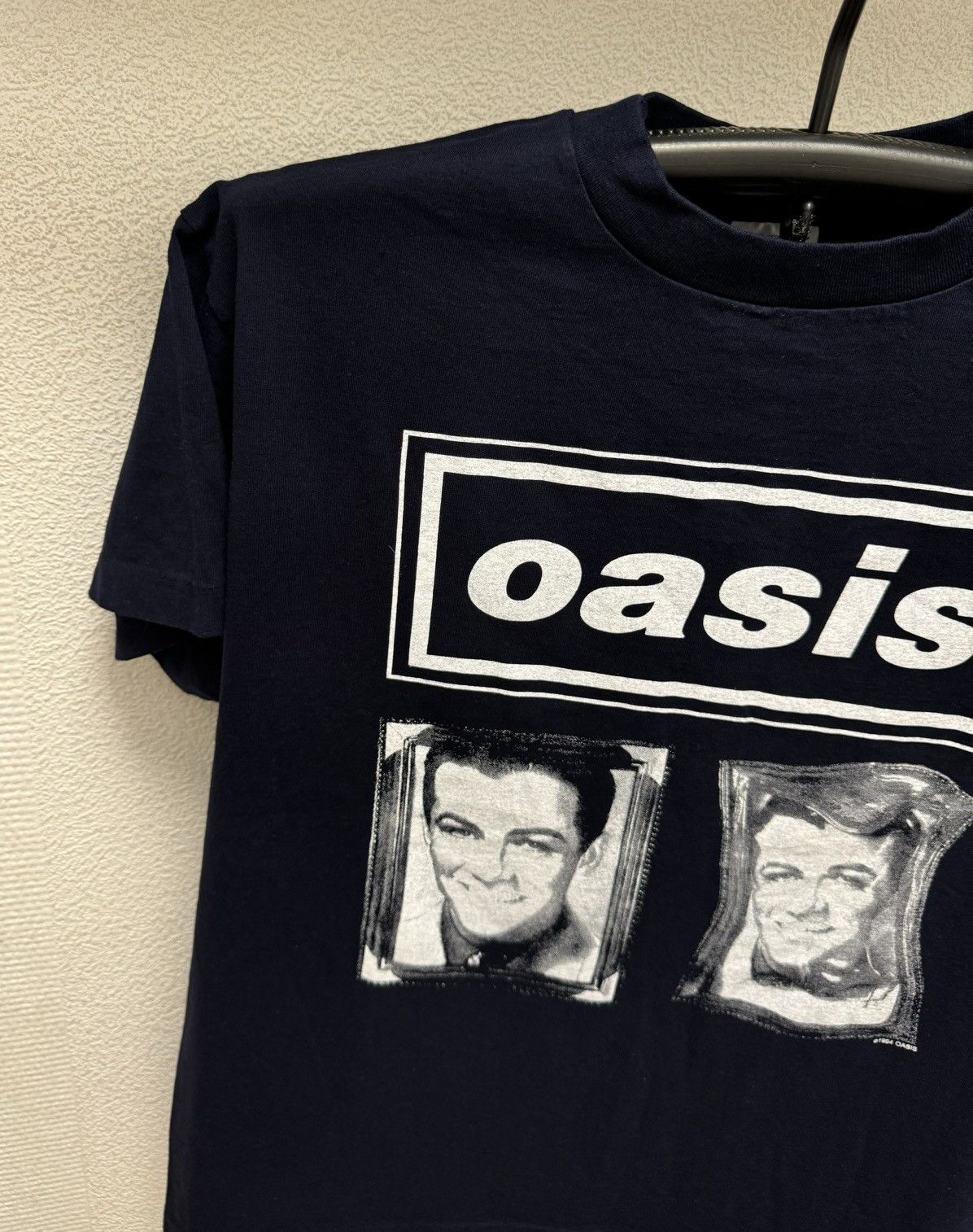 Band Tees Oasis vintage single t-shirt 1994 L-Xl sz Size US L / EU 52-54 / 3 - 3 Thumbnail