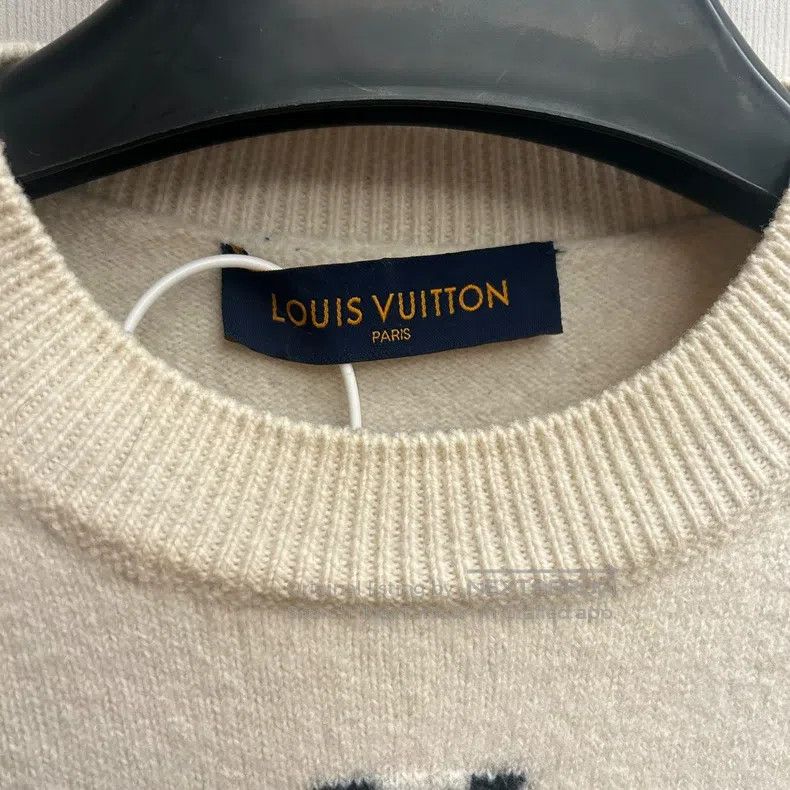Louis Vuitton Louis Vuitton White clock sweater Size US M / EU 48-50 / 2 - 3 Thumbnail