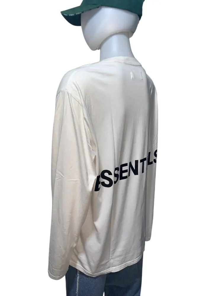 Fear of God Essentials Fear Of God back script oversized longsleeve Size US M / EU 48-50 / 2 - 13 Thumbnail