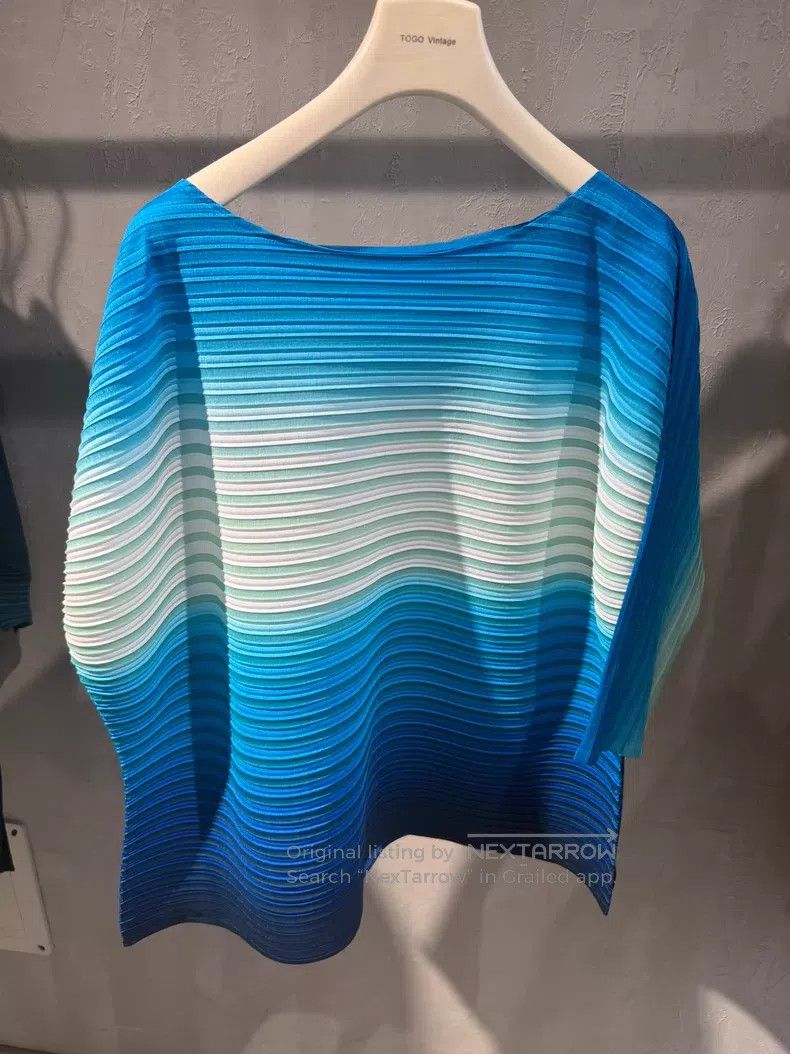 Issey Miyake Issey Miyake Color-Blocked Long Sleeve Top Size M / US 6-8 / IT 42-44 - 1 Thumbnail