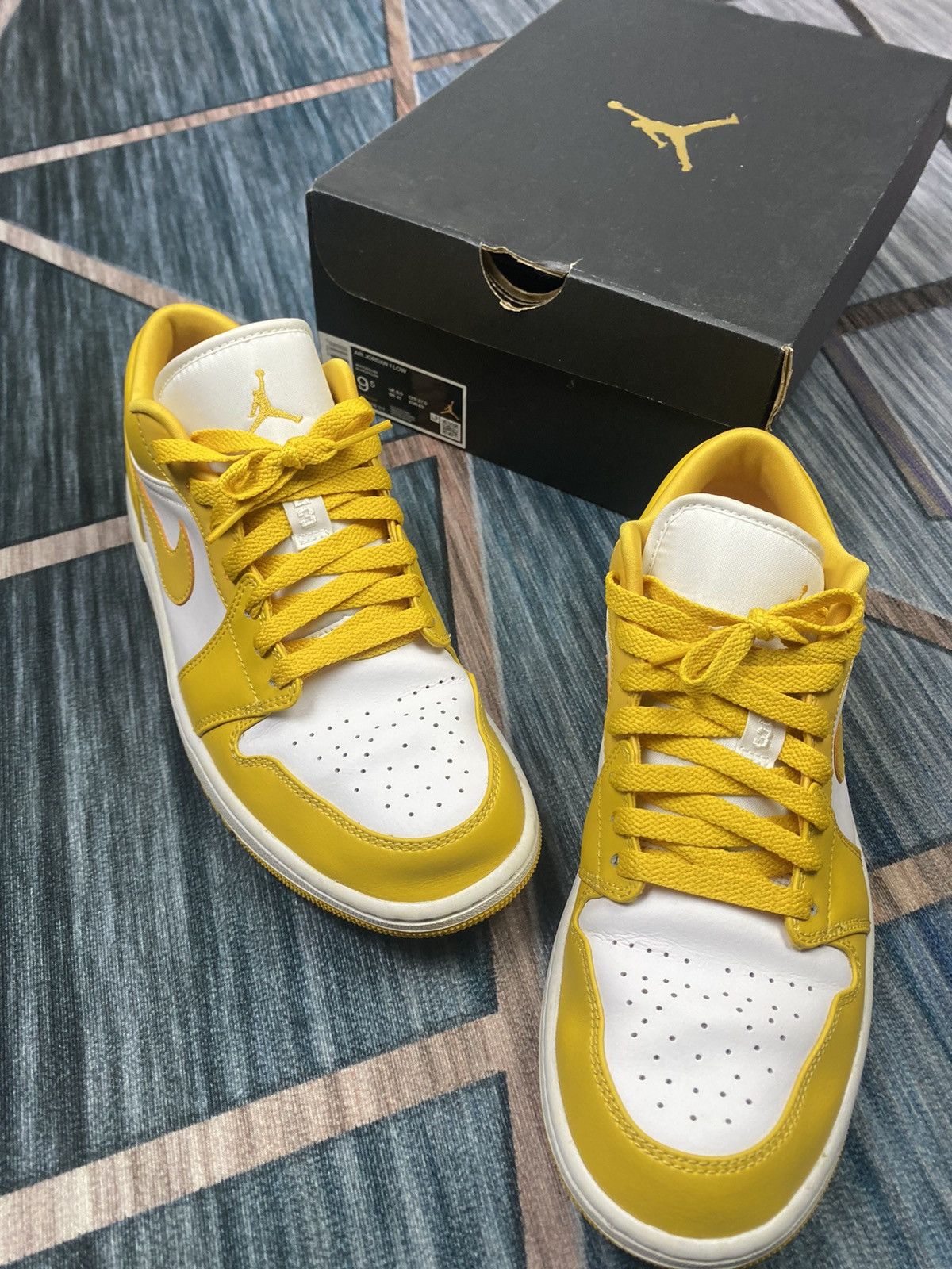 Nike AIR JORDAN 1 LOW POLLEN MAN Size US 8.5 / EU 41-42 - 7 Thumbnail