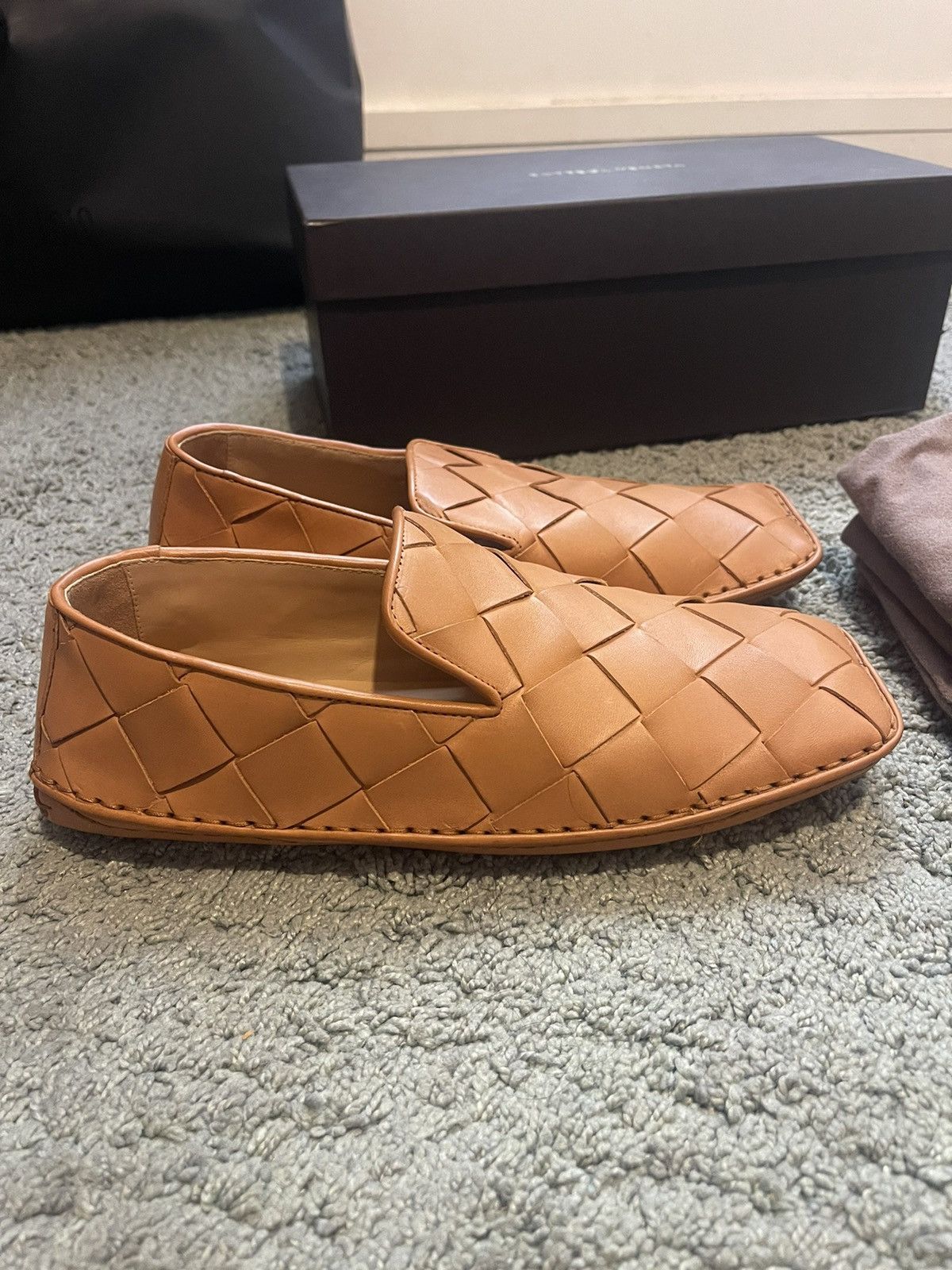 Bottega Veneta Bottega veneta driving loafer douglas brown caramel color Size US 7 / EU 40 - 6 Thumbnail