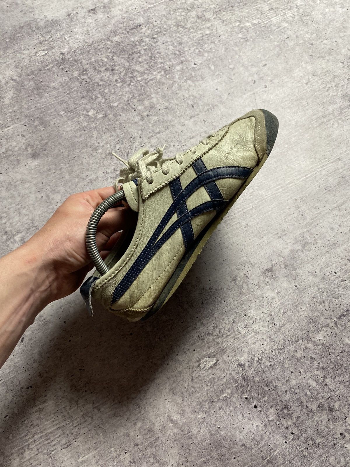 Asics Asics Onitsuka Tiger Vintage Sneakers Size US 6 / EU 39 - 9 Thumbnail