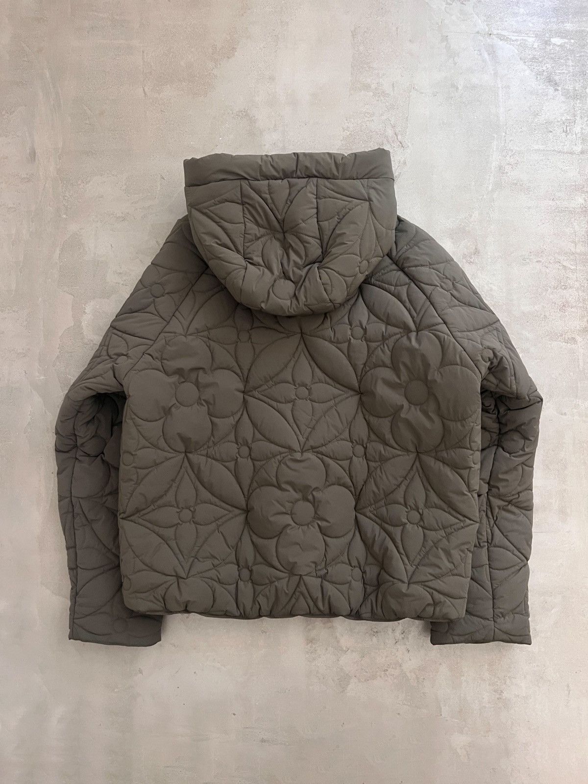 Louis Vuitton Louis Vuitton Quilted Hoodie Puffer Jacket Size US L / EU 52-54 / 3 - 4 Thumbnail