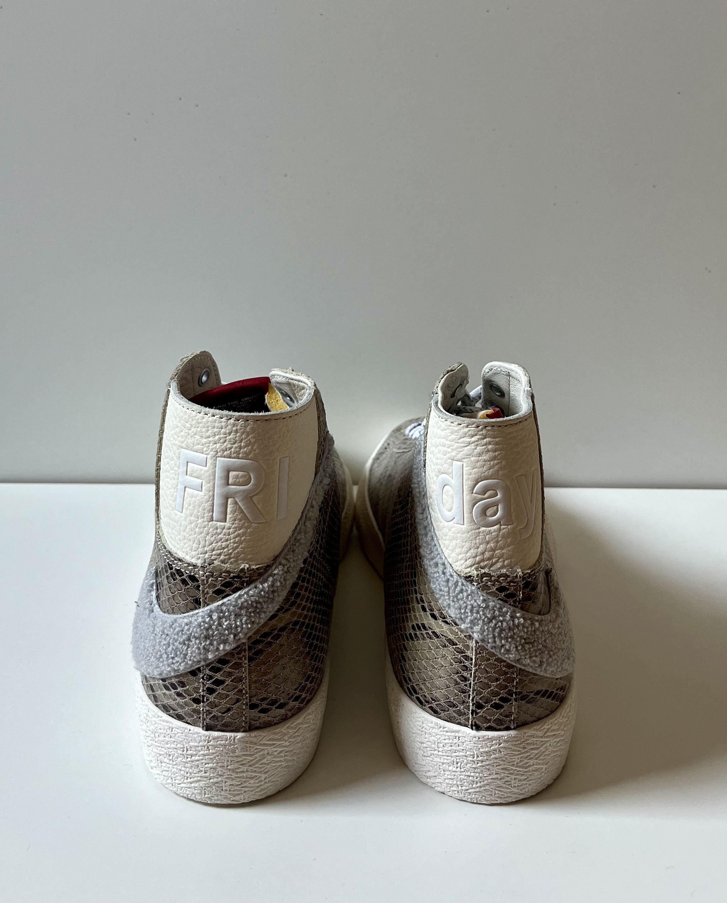 Nike × Soulland Nike SB x Soulland - Blazer Mid QS Size US 11 / EU 44 - 12 Thumbnail