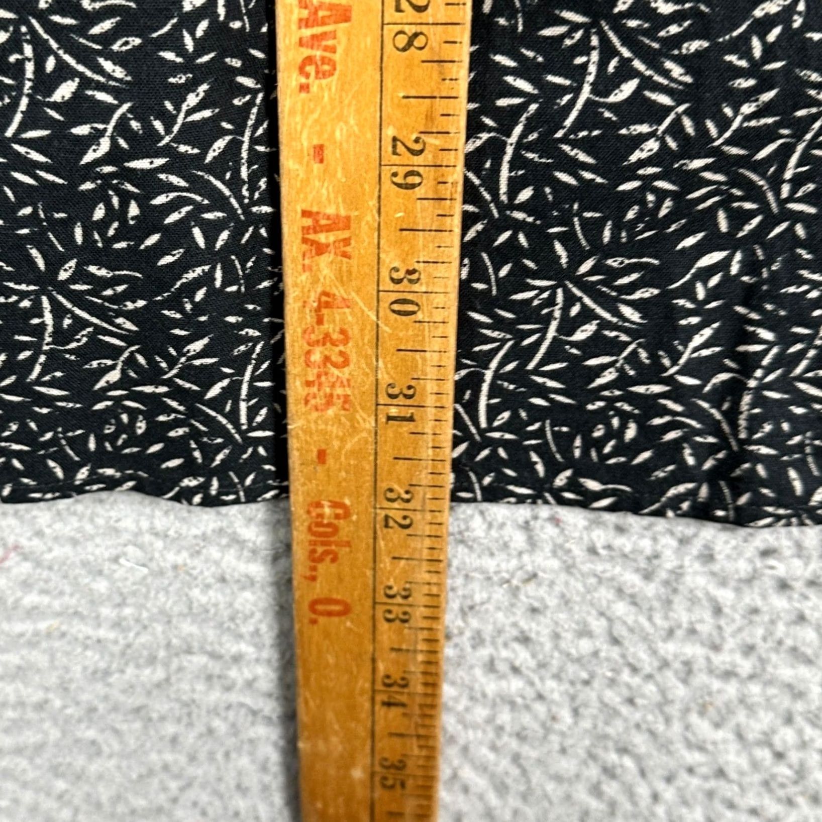 Banana Republic Banana Republic Shirt Mens 2XL Black Leaf Print Button Up Casual Long Sleeve EUC Size US XXL / EU 58 / 5 - 7 Thumbnail