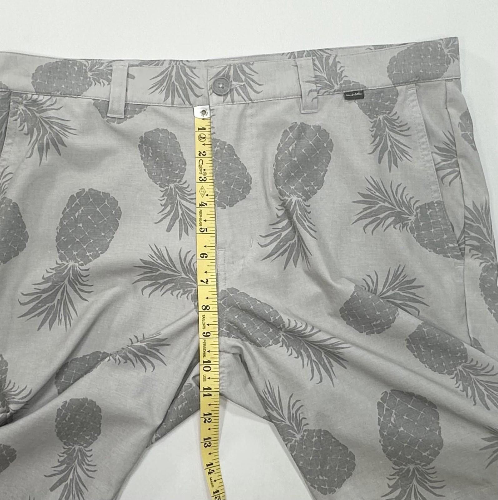TravisMathew Travis Mathew Pineapple Print Flat Chino Shorts Gray L Size US 34 / EU 50 - 4 Thumbnail
