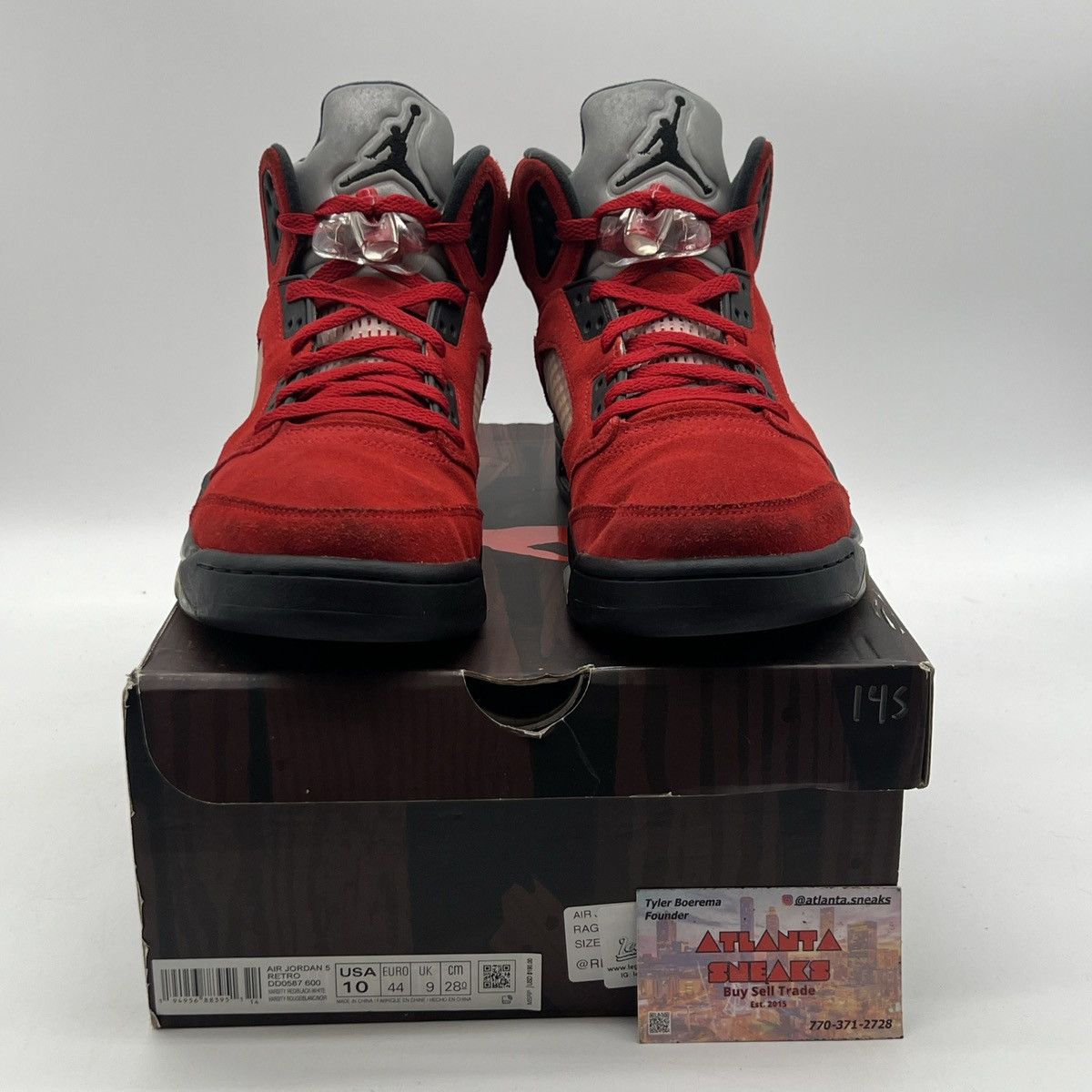 Jordan Brand Air Jordan 5 raging Bull Size US 10 / EU 43 - 2 Thumbnail