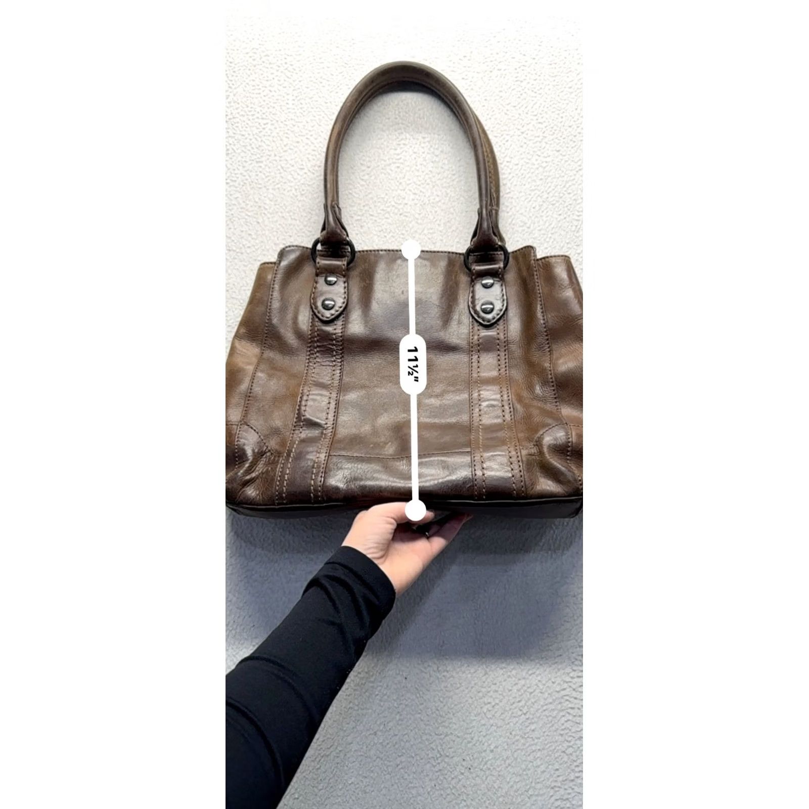 Frye Frye Brown Leather Tote Bag Double Handles Interior Pockets #9713 Tote Womens Large Brown Leather exterior Size ONE SIZE - 7 Thumbnail