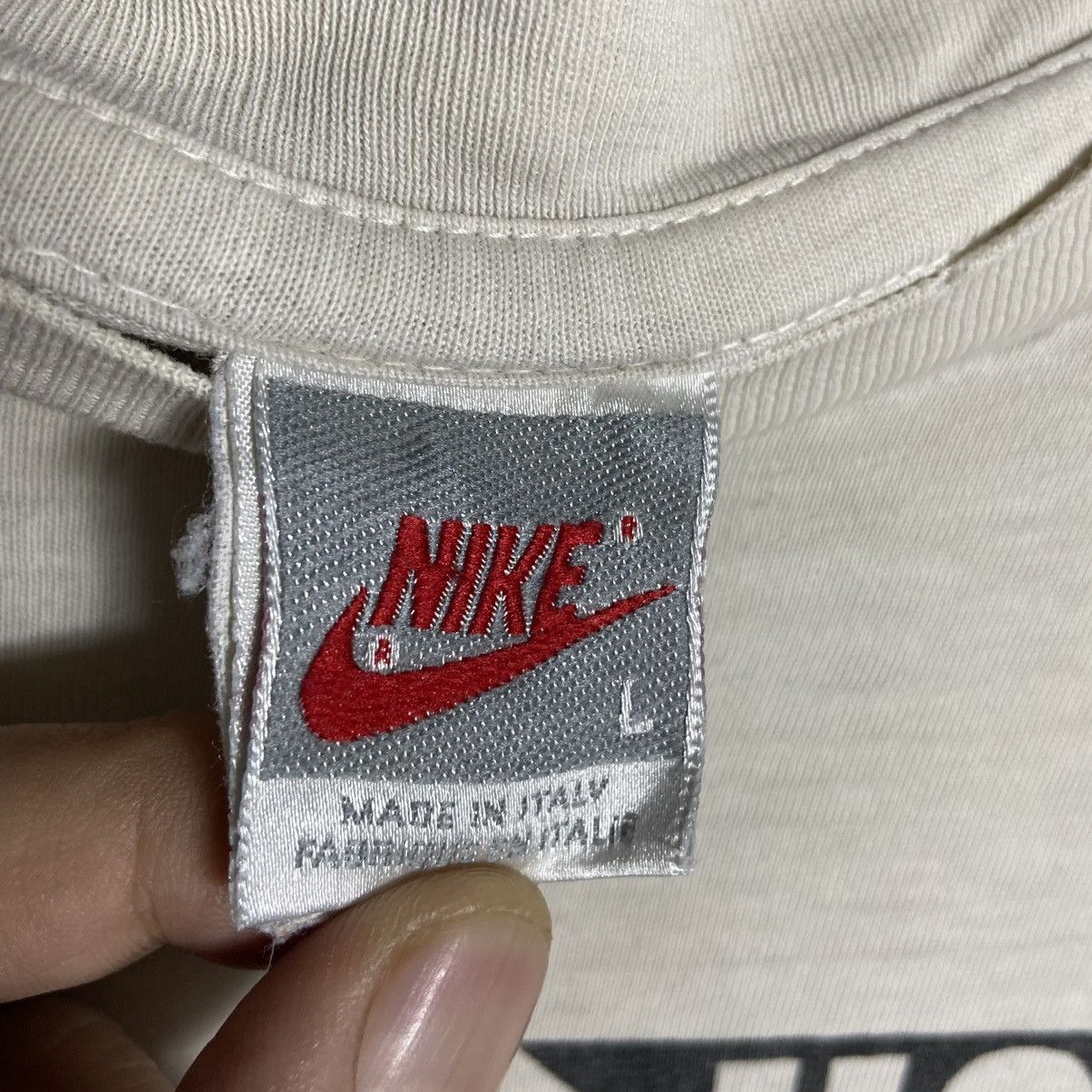 Nike × Vintage Vintage 90s Nike Hoop Basketball T-Shirt Size US L / EU 52-54 / 3 - 4 Thumbnail