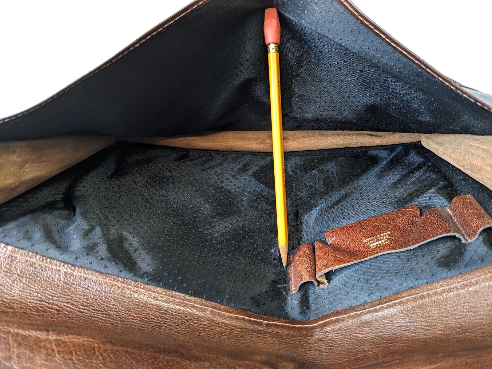 Tilley Tilley Document Case Canada Calf Leather Laptop Portfolio Size ONE SIZE - 12 Thumbnail