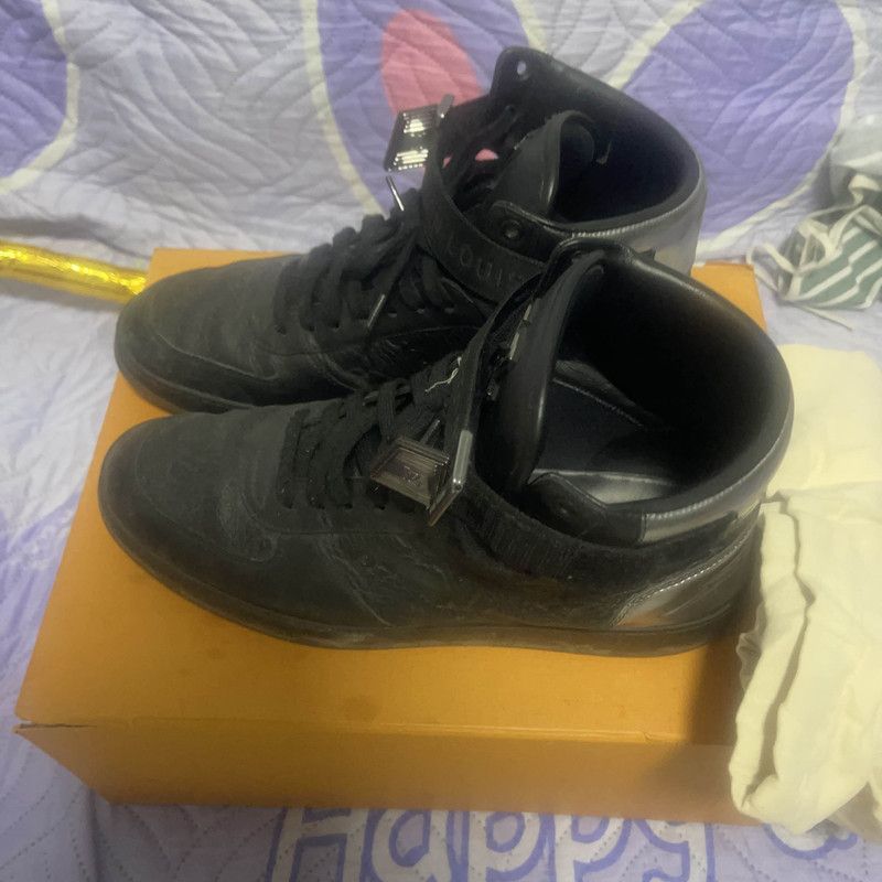 Louis Vuitton Louis Vuitton Rivoli Black Casual Sneakers 0079 Size US 8.5 / EU 41-42 - 1 Thumbnail