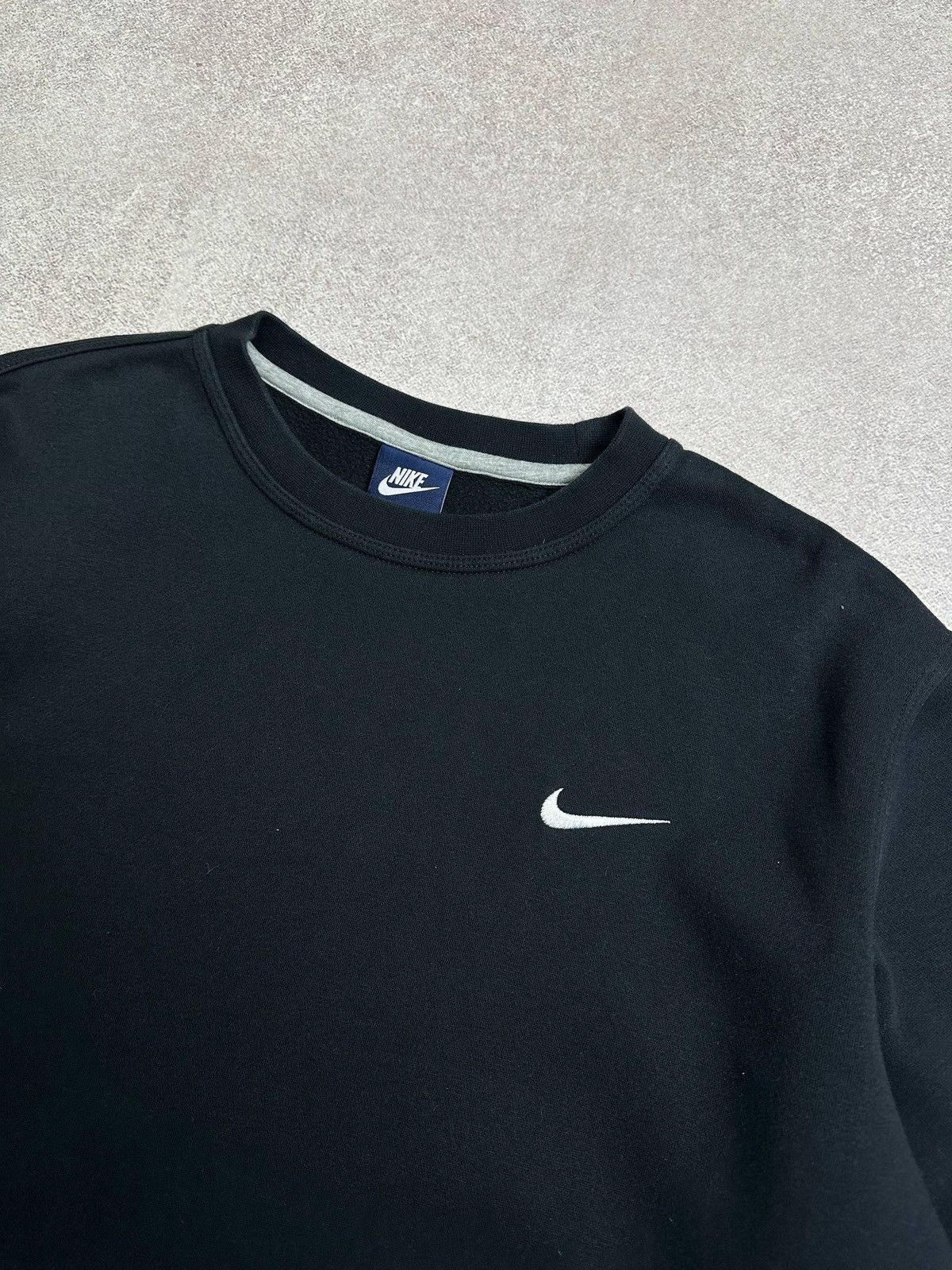 Nike Vintage Nike Retro Swoosh Black Boxy Sweatshirt Rare XL Size US XL / EU 56 / 4 - 3 Thumbnail