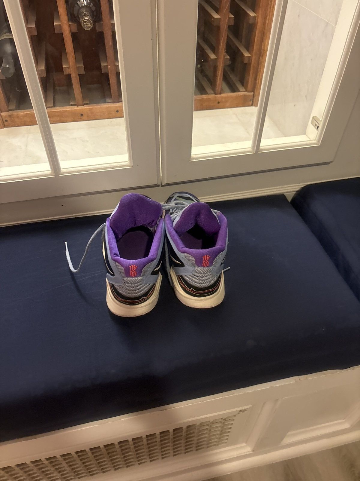 Nike Kyrie Infinity GS Aluminum 2022 6.5 Used No Box Size US 6.5 / EU 39-40 - 4 Thumbnail