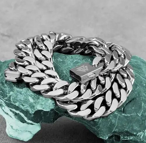 Jewelry Cuban Chain Necklace Size ONE SIZE - 2 Thumbnail