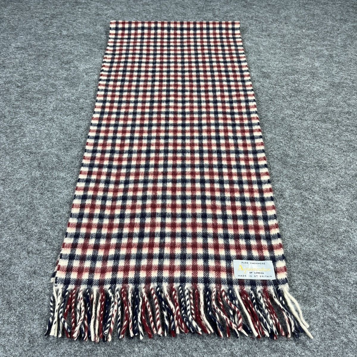 Aquascutum Sweet Checked Scarf Muffler Neckwear T933