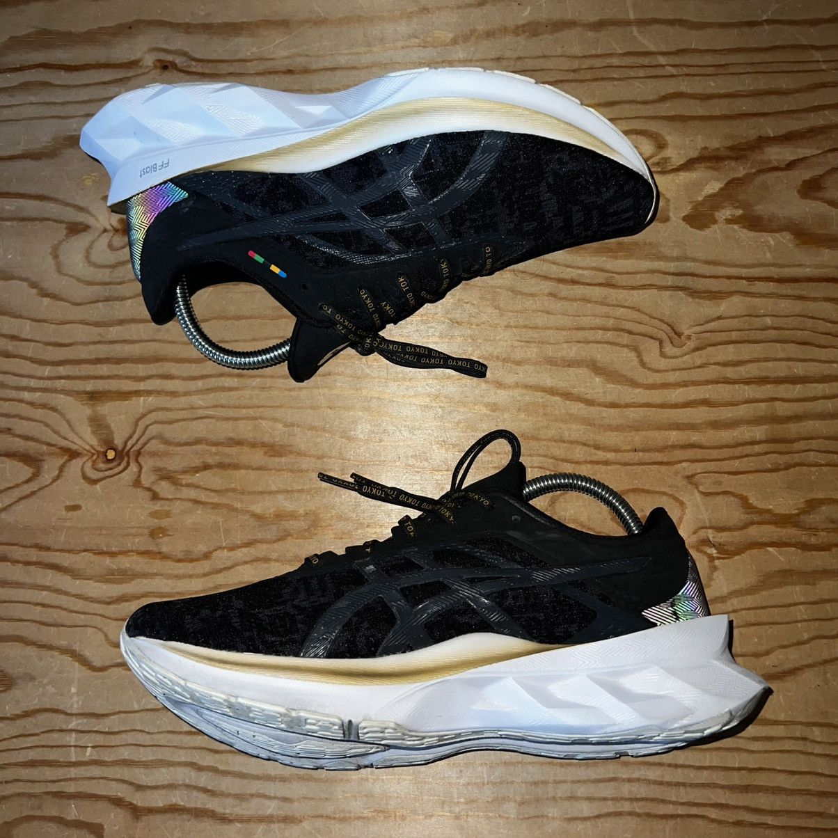 WOMEN’S ASICS GEL NOVABLAST EDO ERA TRIBUTE PACK TOKYO SHOES