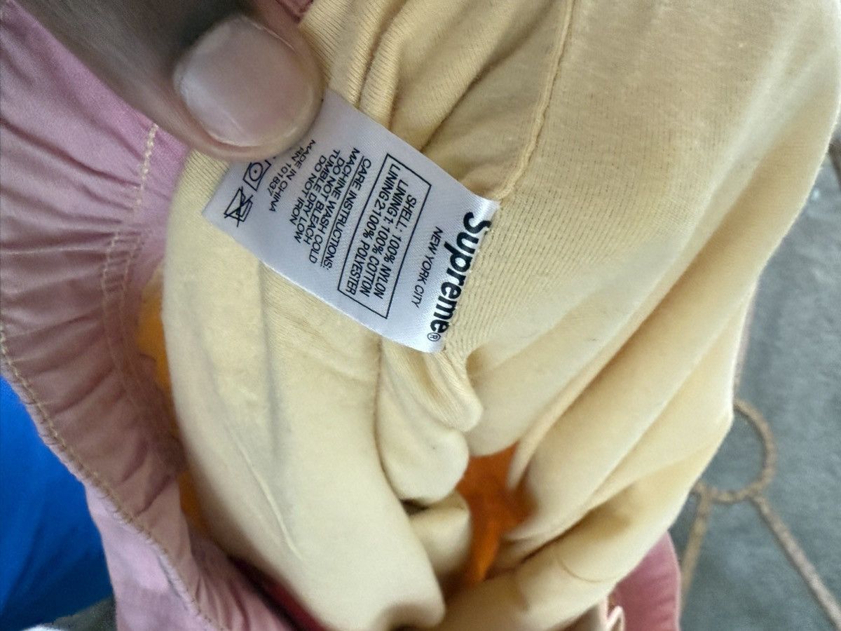 Supreme Supreme multicolor rain pants Size US 34 / EU 50 - 5 Thumbnail