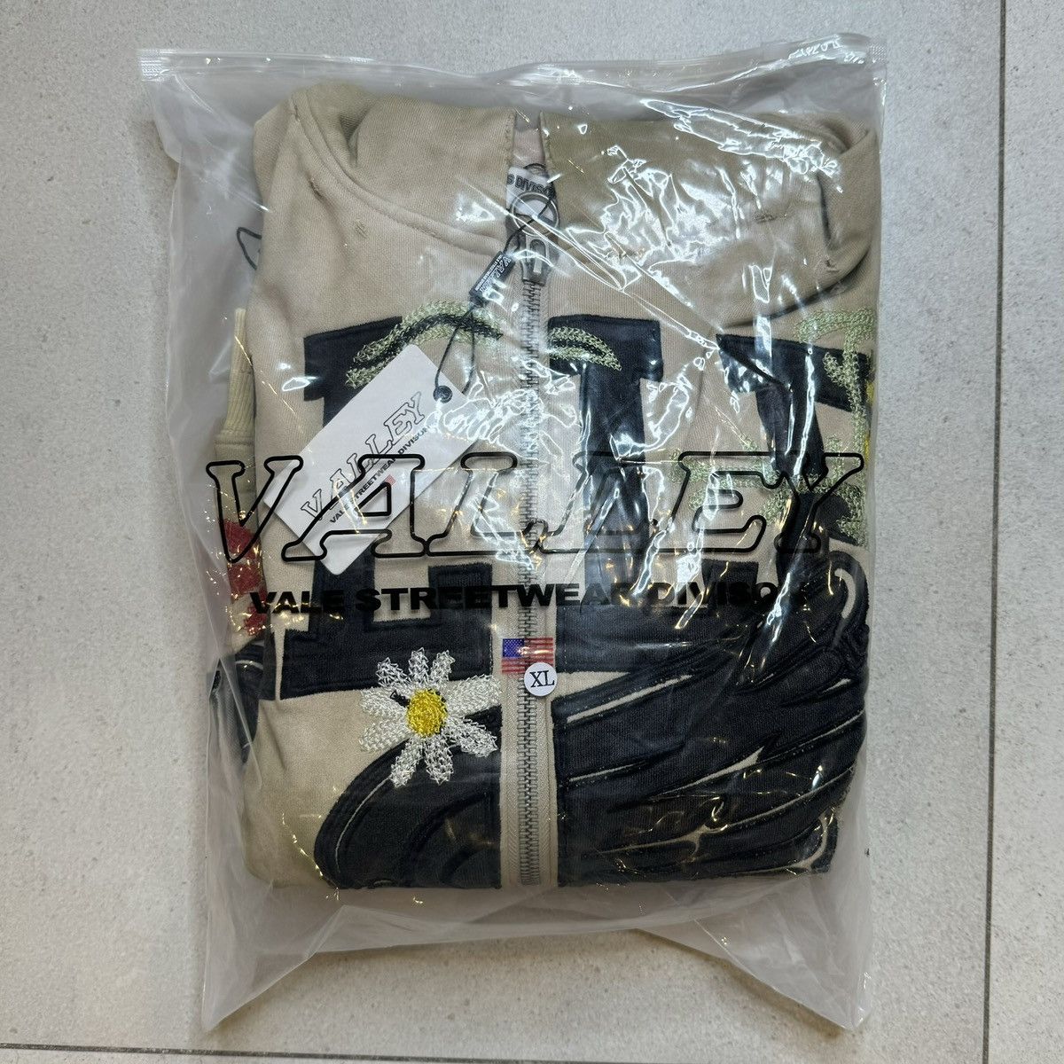 Vale Vale Forever Bone Garden Zip Up Hoodie SIZE XL Size US XL / EU 56 / 4 - 3 Thumbnail
