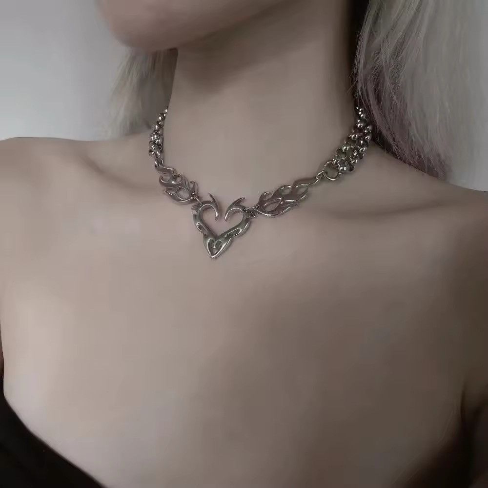 Jewelry Y2k Heart Pendant Necklace Size ONE SIZE - 2 Thumbnail