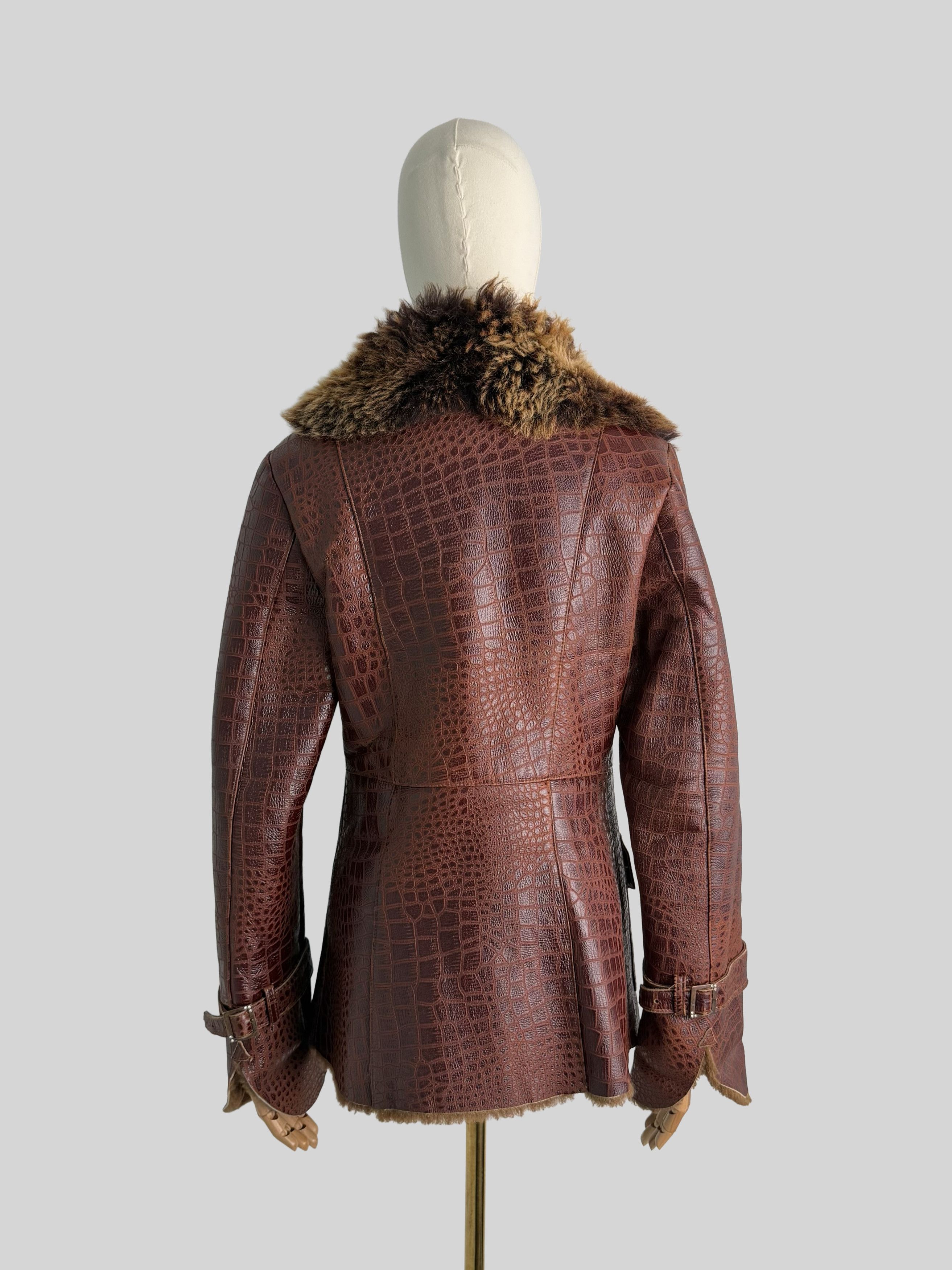 Vintage Vintage Brown Embossed Leather Shearling Y2K Jacket Size M / US 6-8 / IT 42-44 - 4 Thumbnail