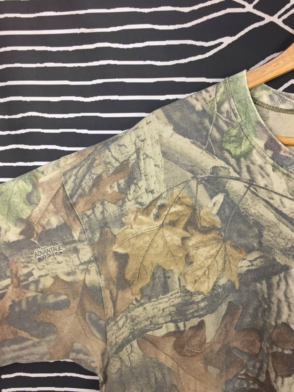 Vintage Vtg 90s Buck Wear Advantage Camo All Over Print Tee Size US XXL / EU 58 / 5 - 6 Thumbnail