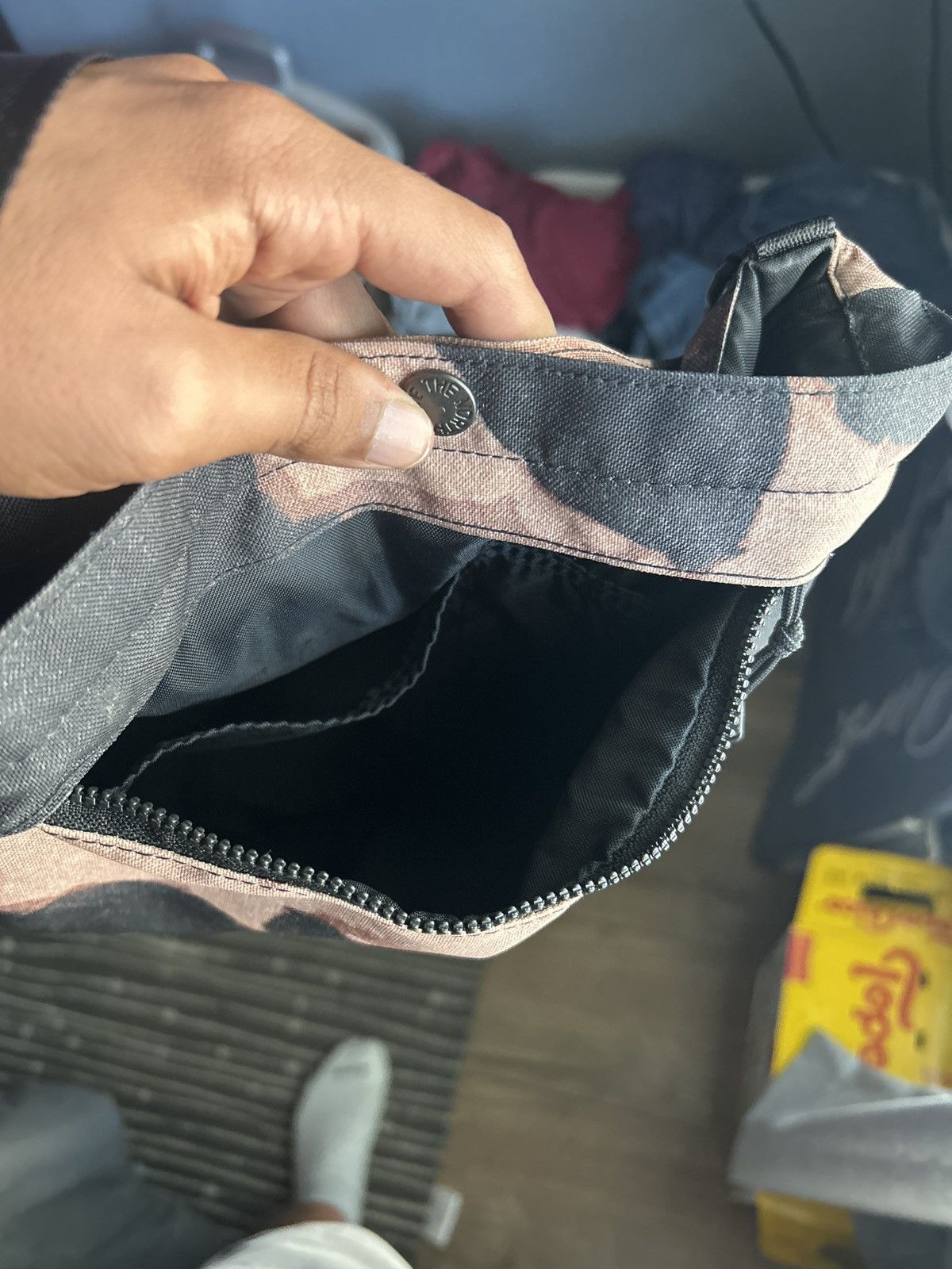 Supreme × The North Face Supreme Shoulder bag Size 28 - 5 Thumbnail