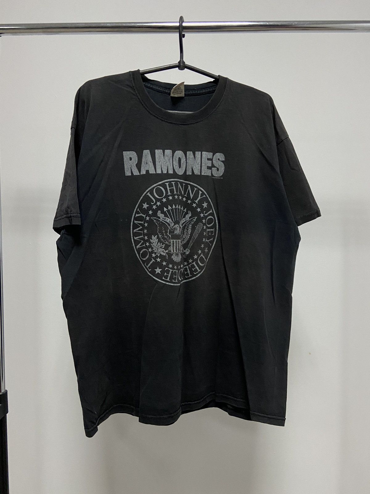Ramones 2005 T Shirt Big Logo Vintage hey ho let's go