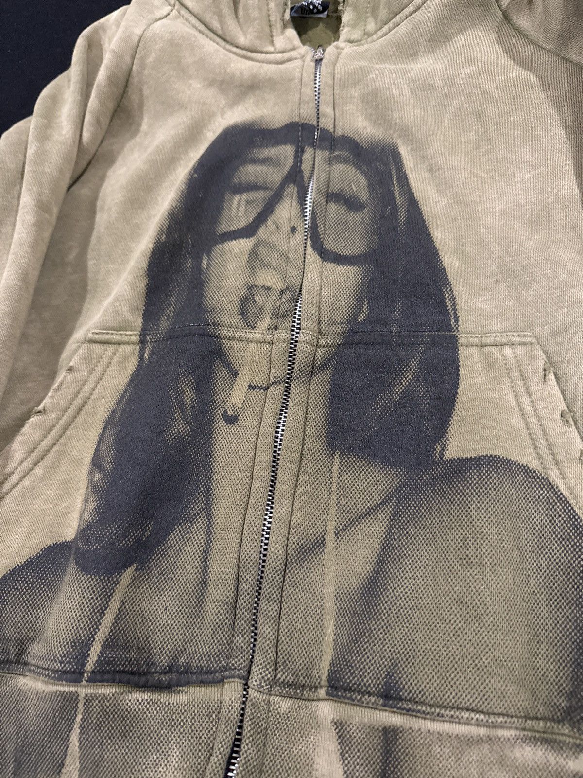 Other Girl smoking a cigarette zip up Size US M / EU 48-50 / 2 - 4 Thumbnail