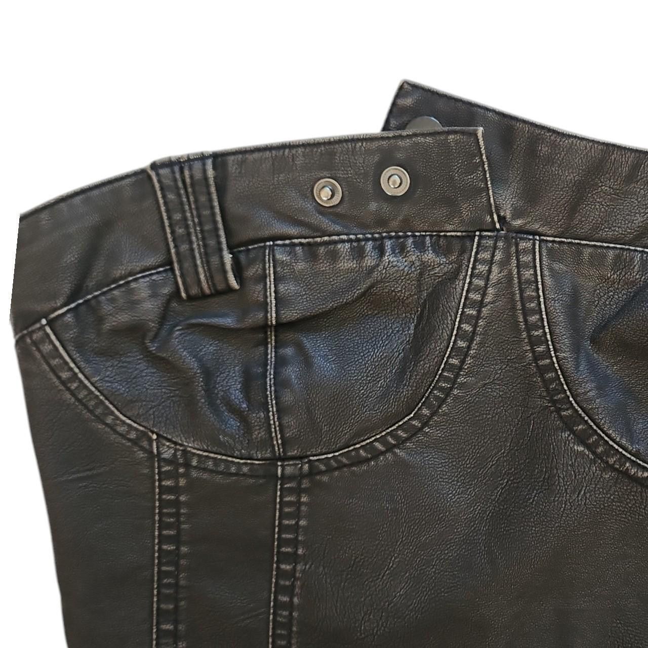 Forever 21 Forever 21 faux leather bodice crop top Size S / US 4 / IT 40 - 3 Thumbnail