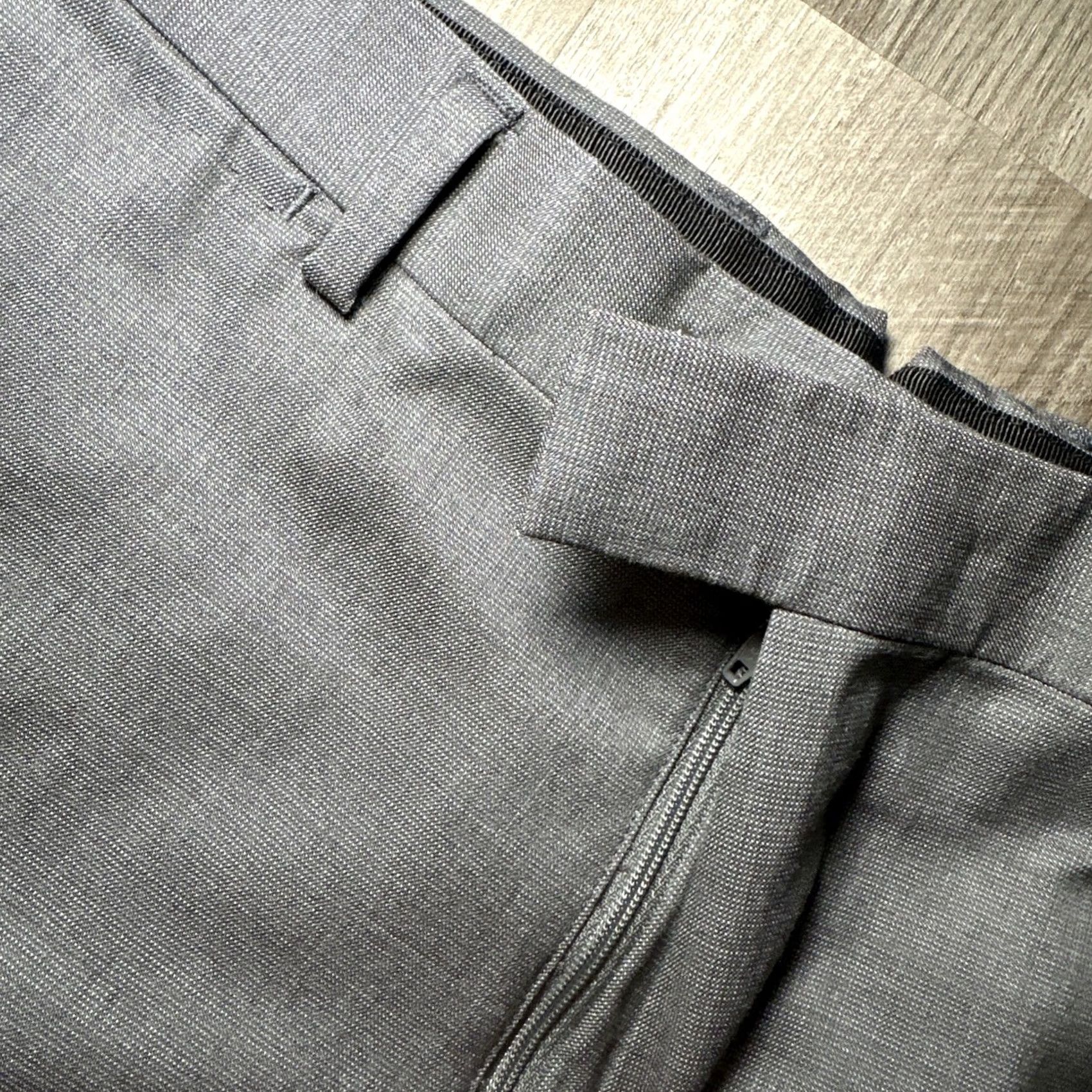 Banana Republic Banana Republic Dress Pants Italian Marzotta Wool Gray Dot Slim 32 Men Size US 32 / EU 48 - 7 Thumbnail