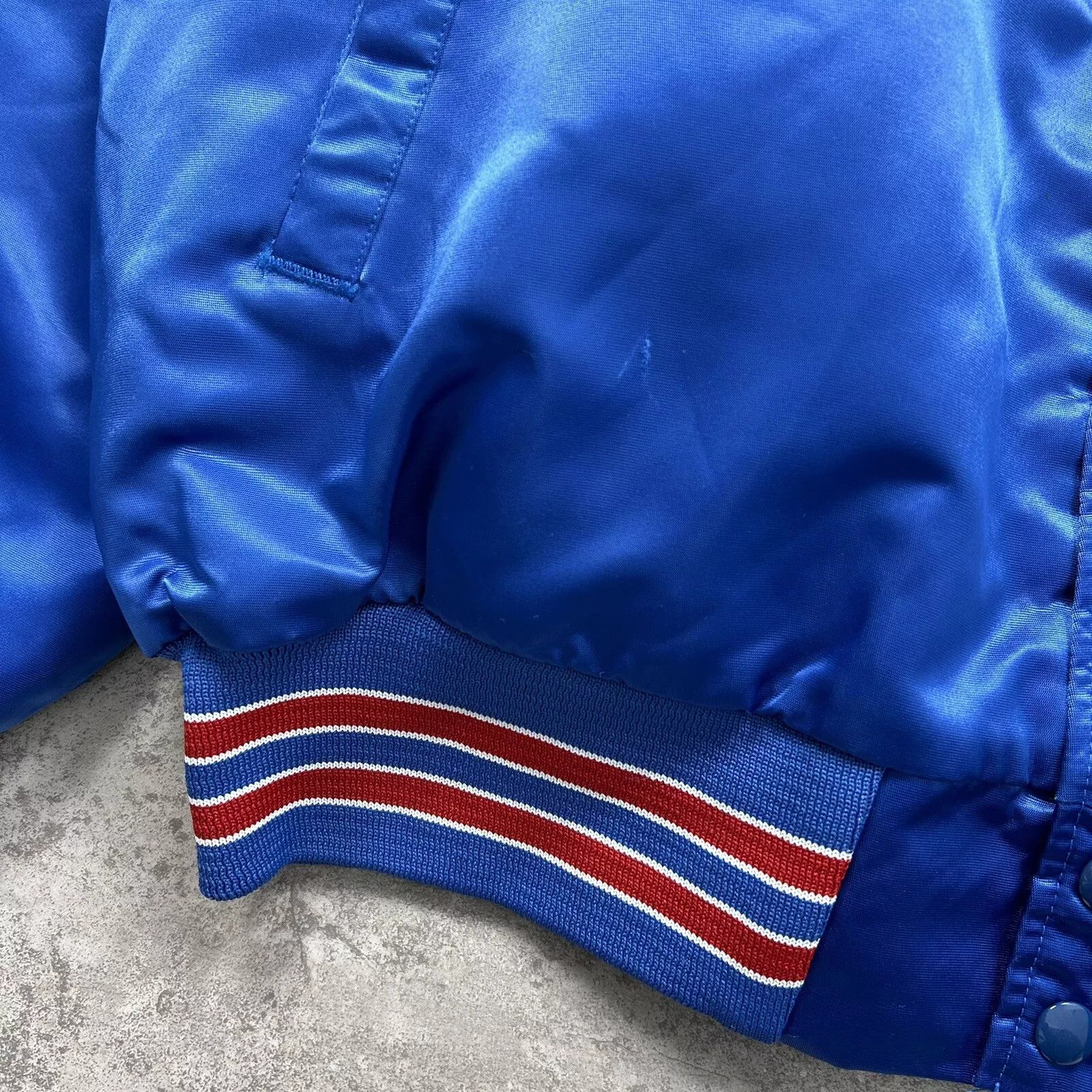 Chalk Line × NFL × Vintage VTG 90s NFL New York GIANTS SPELL OUT SATIN BOMBER JACKET Size US XL / EU 56 / 4 - 8 Thumbnail