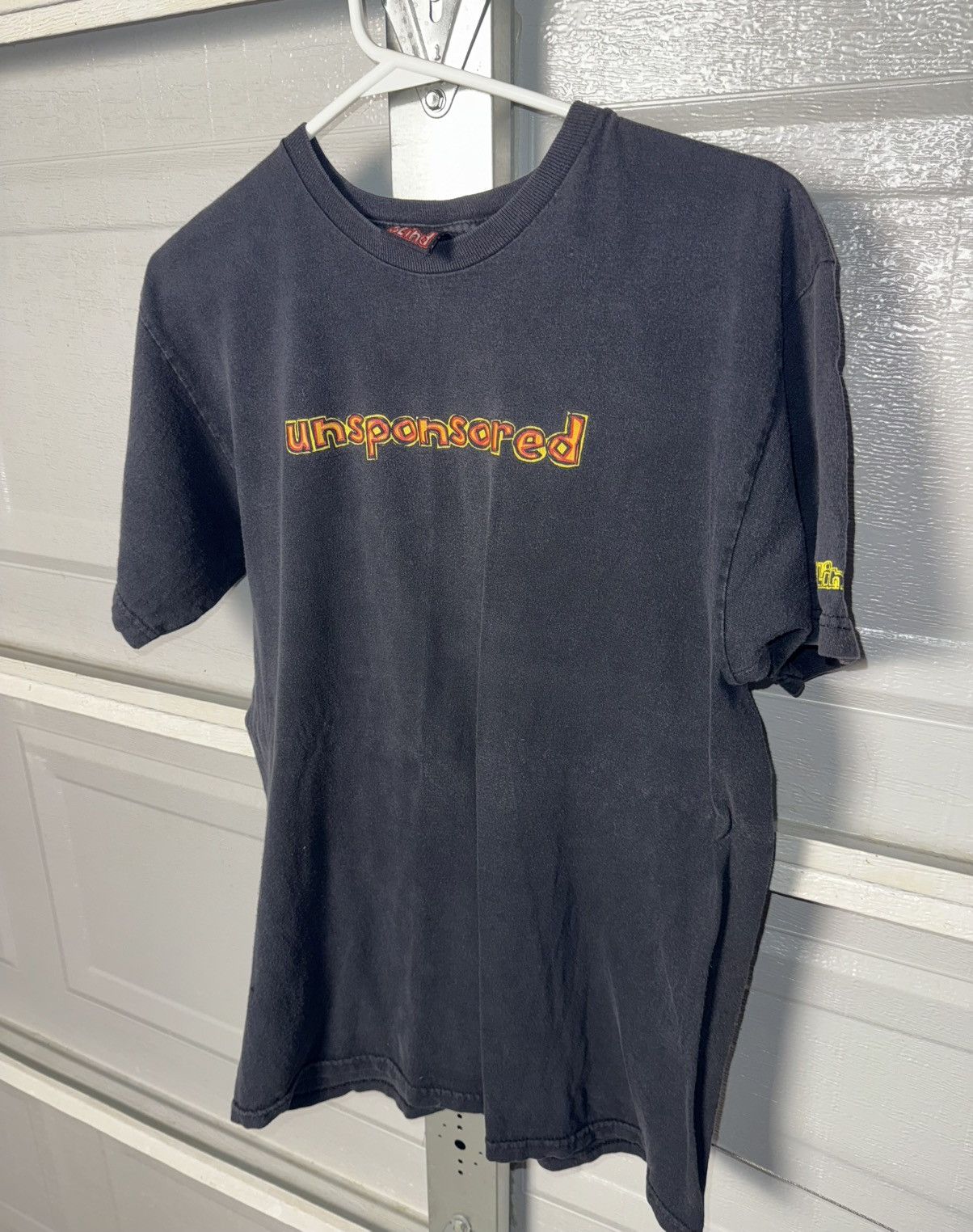 Blind Skateboards - 2009 bLind Unsponsored Tee Size US M / EU 48-50 / 2 - 1 Thumbnail