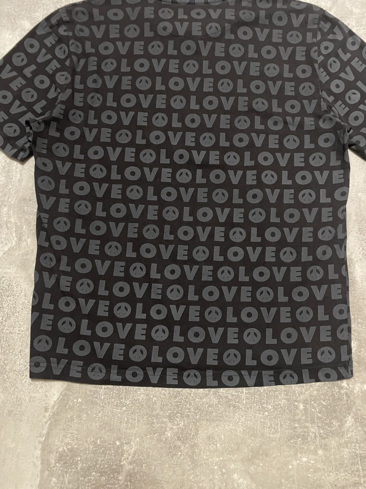 Moschino Vintage Moschino Love Monogram T-Shirt Size US L / EU 52-54 / 3 - 10 Thumbnail