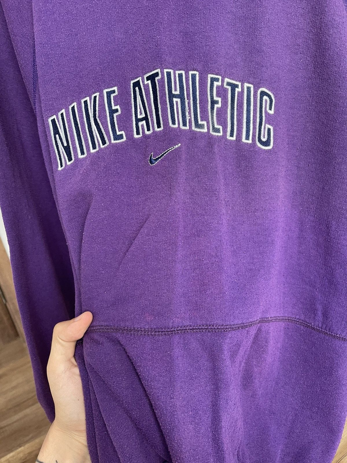Nike Nike Athletic Vintage Sweatshirt Crewneck Big Logo 90s Size US XXL / EU 58 / 5 - 11 Thumbnail