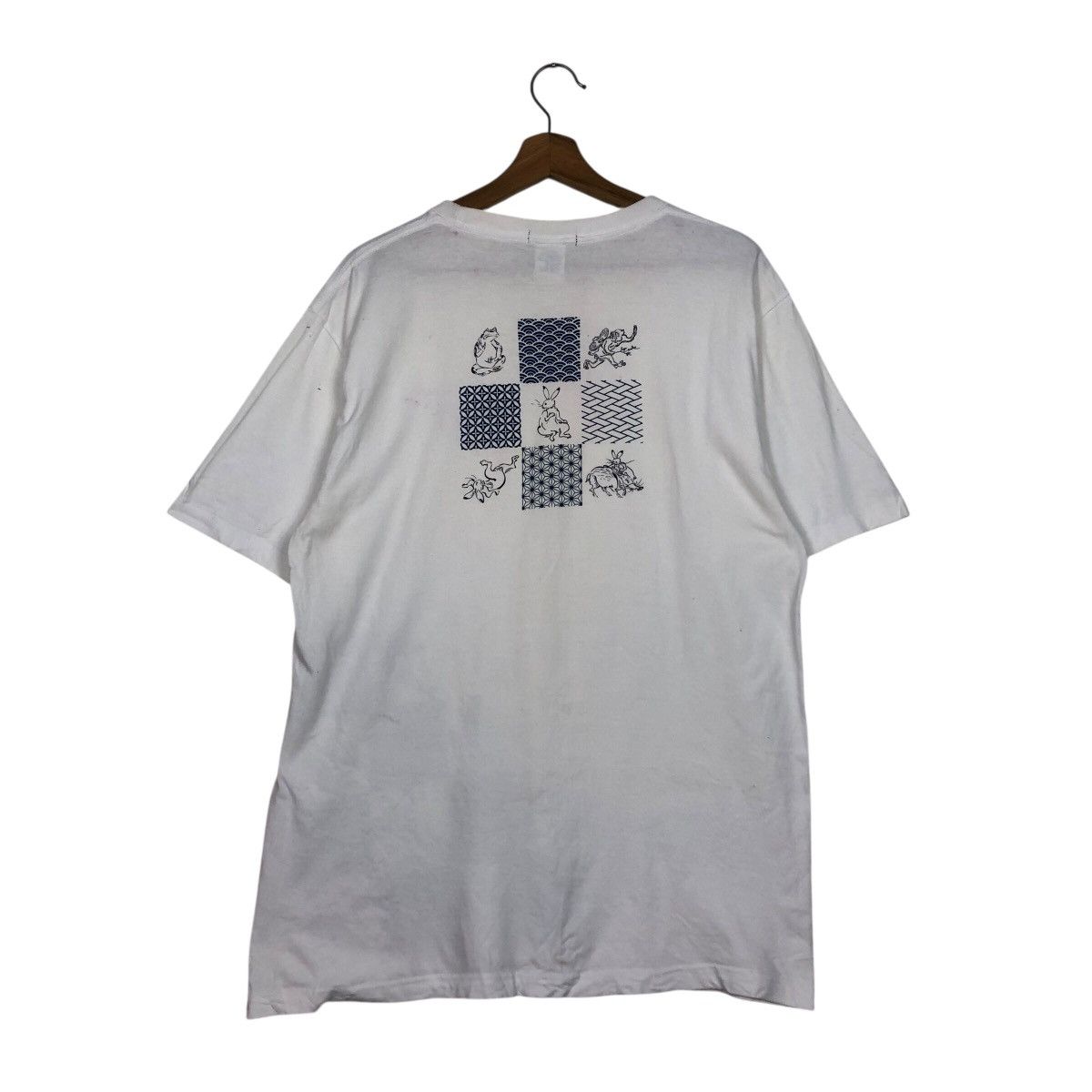 Japanese Brand 📌Vintage Short Sleeve Tee Kurashiriya Big Logo Issey Miyake Size US XL / EU 56 / 4 - 10 Thumbnail