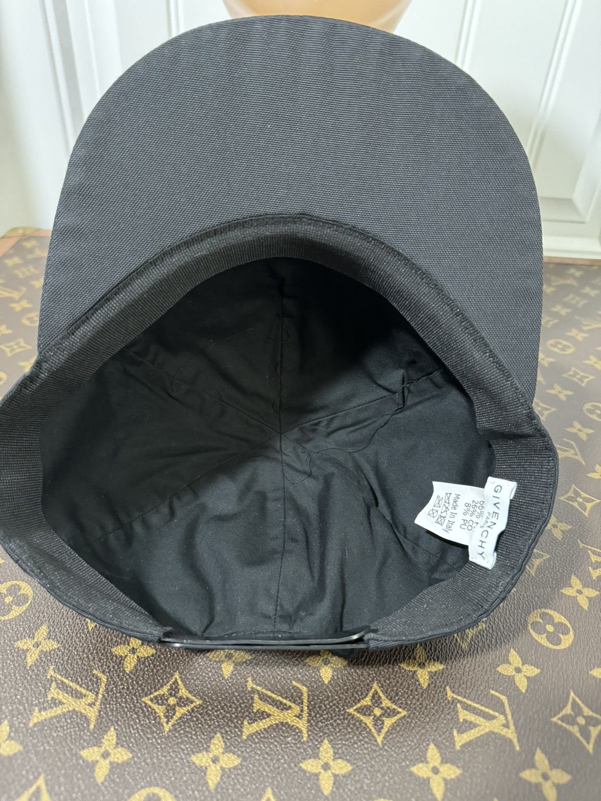 Givenchy Logo Print Flat Bill Hat Size ONE SIZE - 8 Thumbnail
