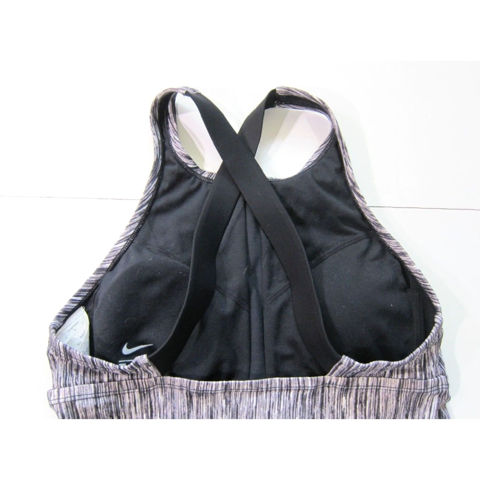 Nike Nike Grey Black White Stripe Stretch Built In Bra Yoga Run Workout Top Women S Size S / US 4 / IT 40 - 4 Thumbnail